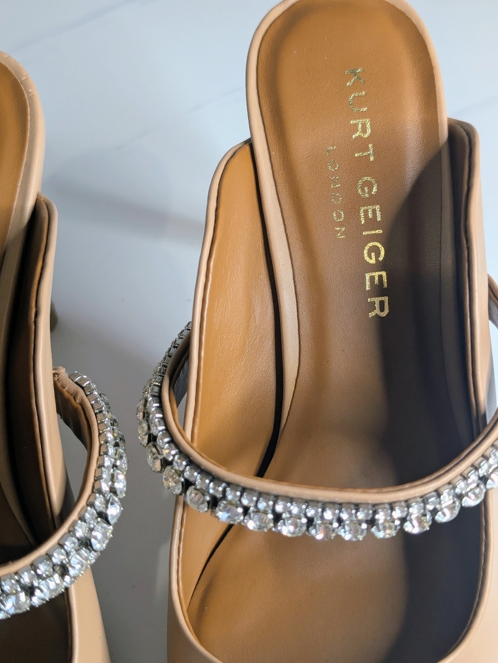 Kurt Geiger London Crystal Strap Mule Heels Nude Pointed Toe Stiletto Size 8 NIB - Picture 4 of 11